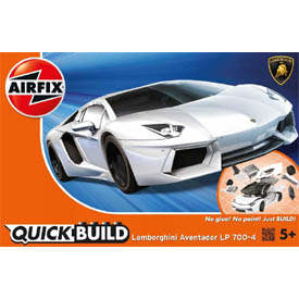 Airfix Lamborghini Aventador LP700, bepattintós modell,